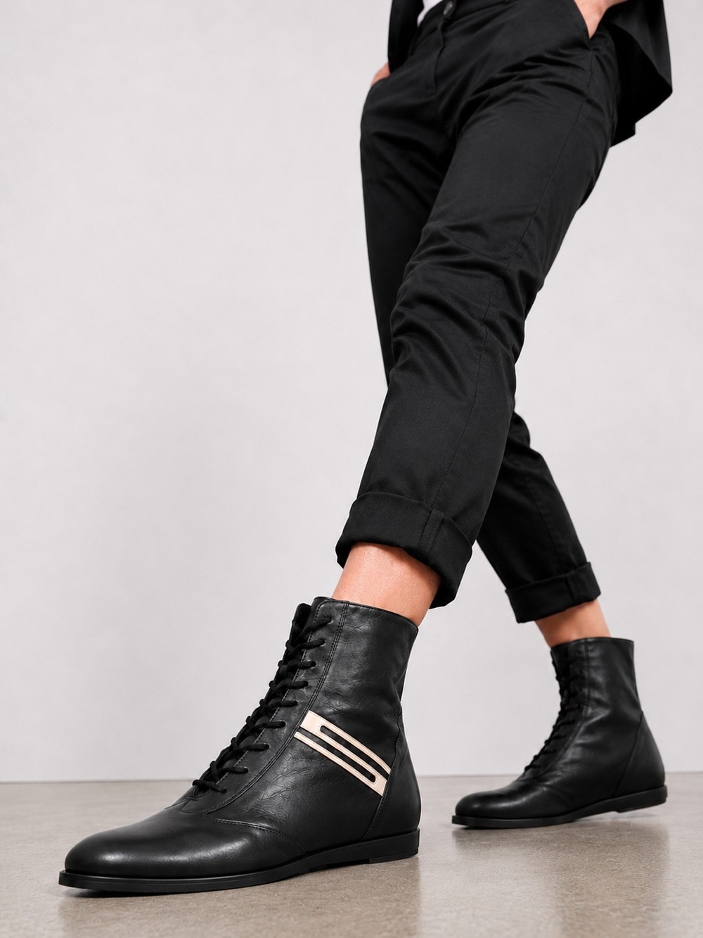 Paul Green Black Leather Lace Up Ankle Boots US 9 EU 40 Minimalist